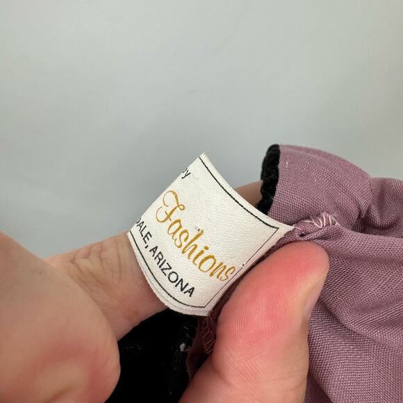 Vintage 1960s velvet lace midi skirt - Picture 3 of 6